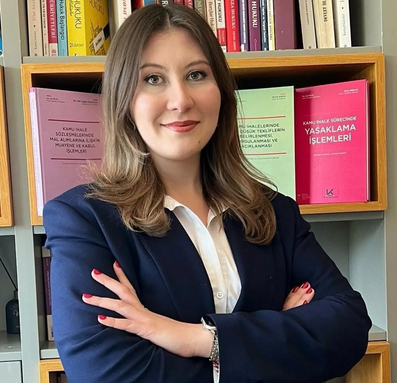 Ela KARABACAK — Danışman Avukat
