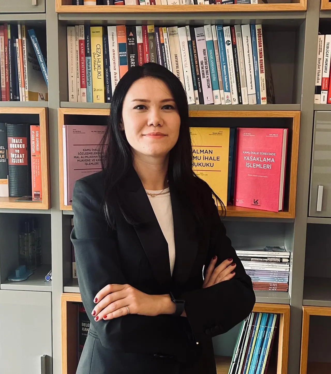 Vasfiye Gül AÇIKEL — Avukat